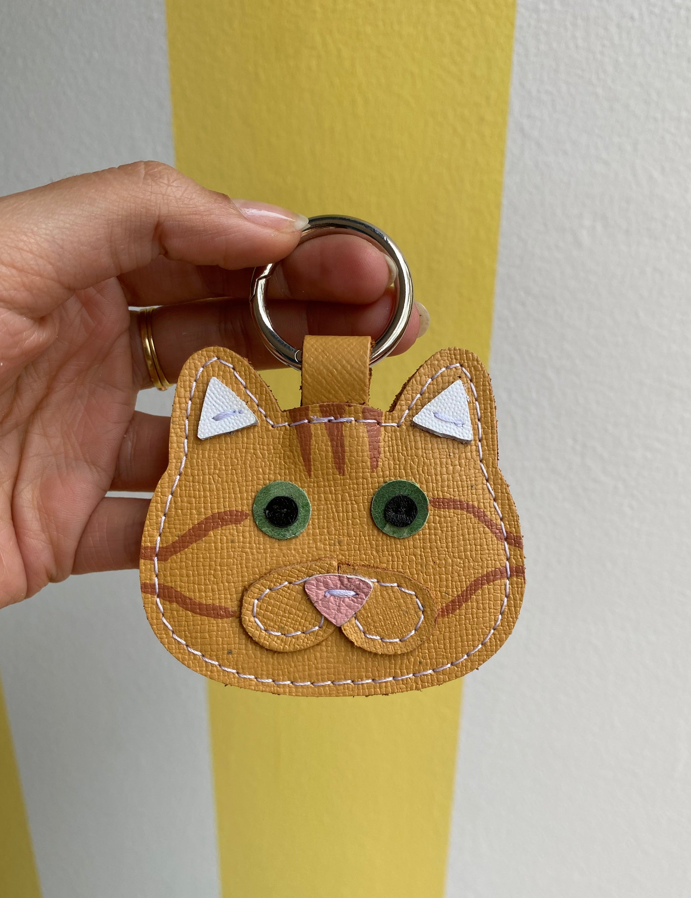 gato-amarillo-atigrado.jpg